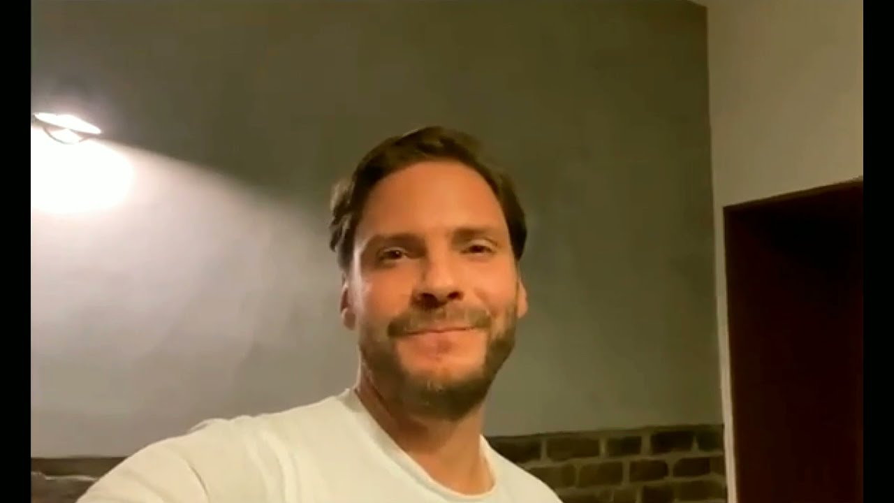 Daniel Brühl Speaking French