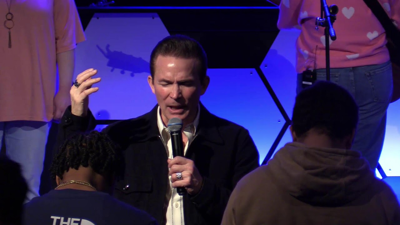 Sunday Morning Worship Experience
