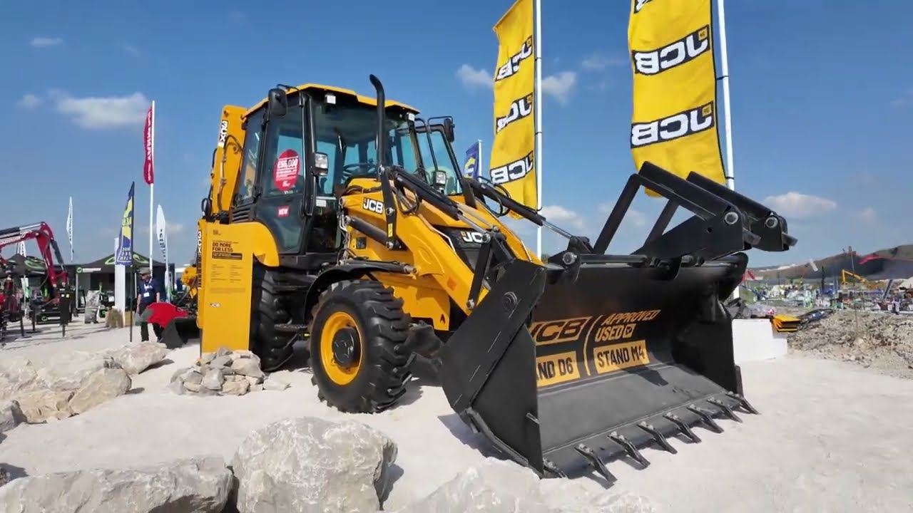 Первый взгляд на НОВЫЙ JCB 3cx Sitemaster