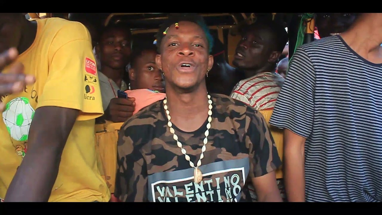 zeben coup de pied -siguinapo-clip officiel
