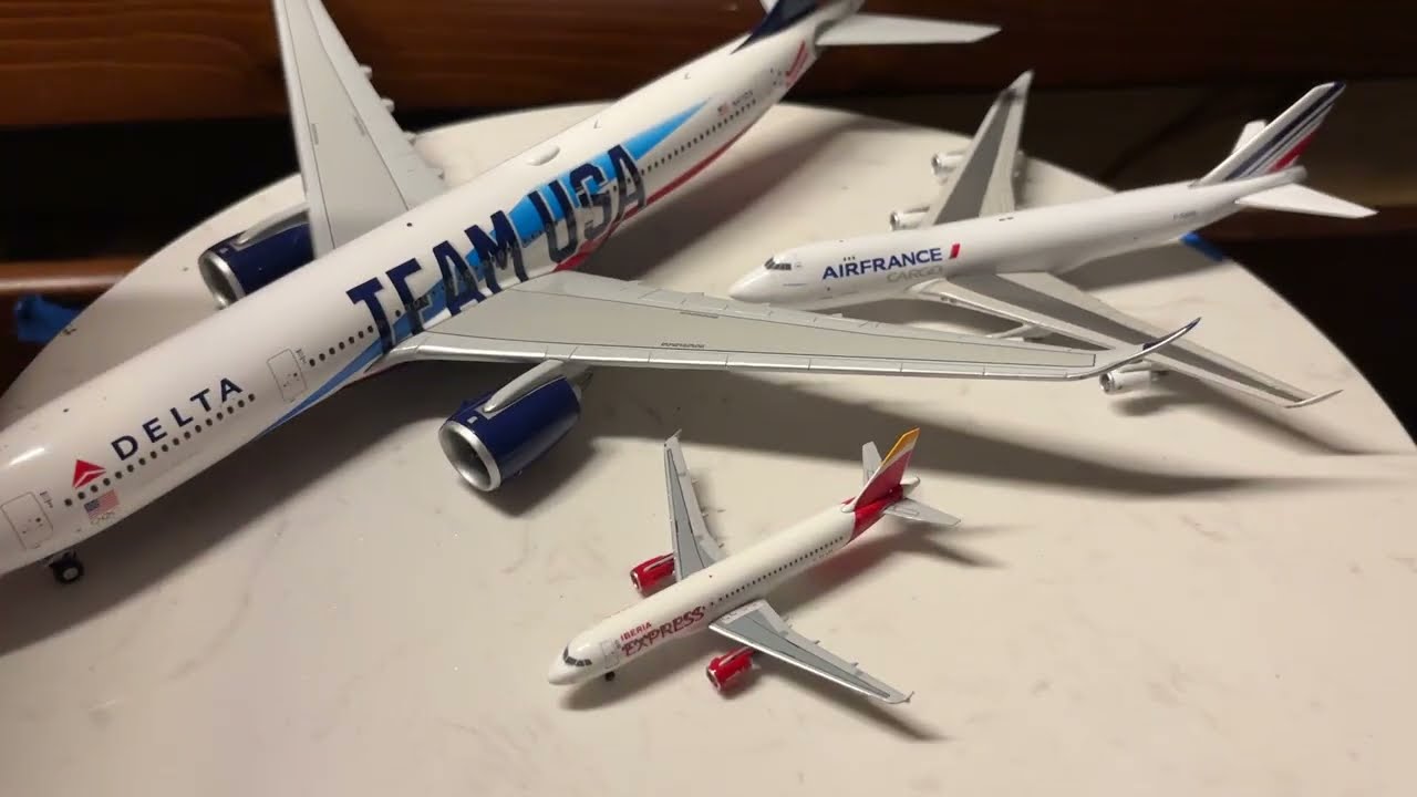Massive model unboxing!
