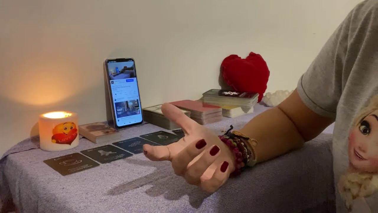 Aklımdaki Kişinin Derin Bilinçaltı Tarot Okuması