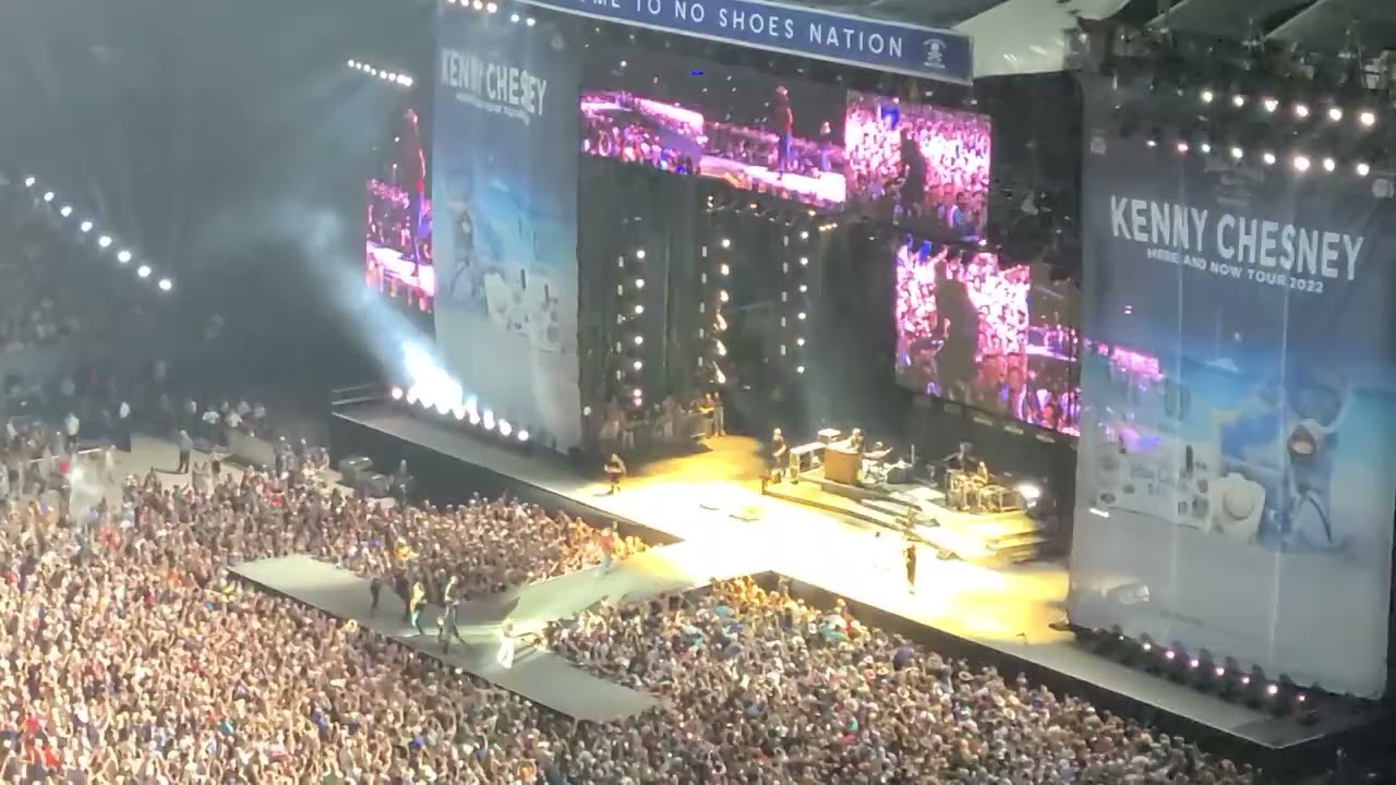 Kenny Chesney Live at Raymond James Stadium 4-23-22