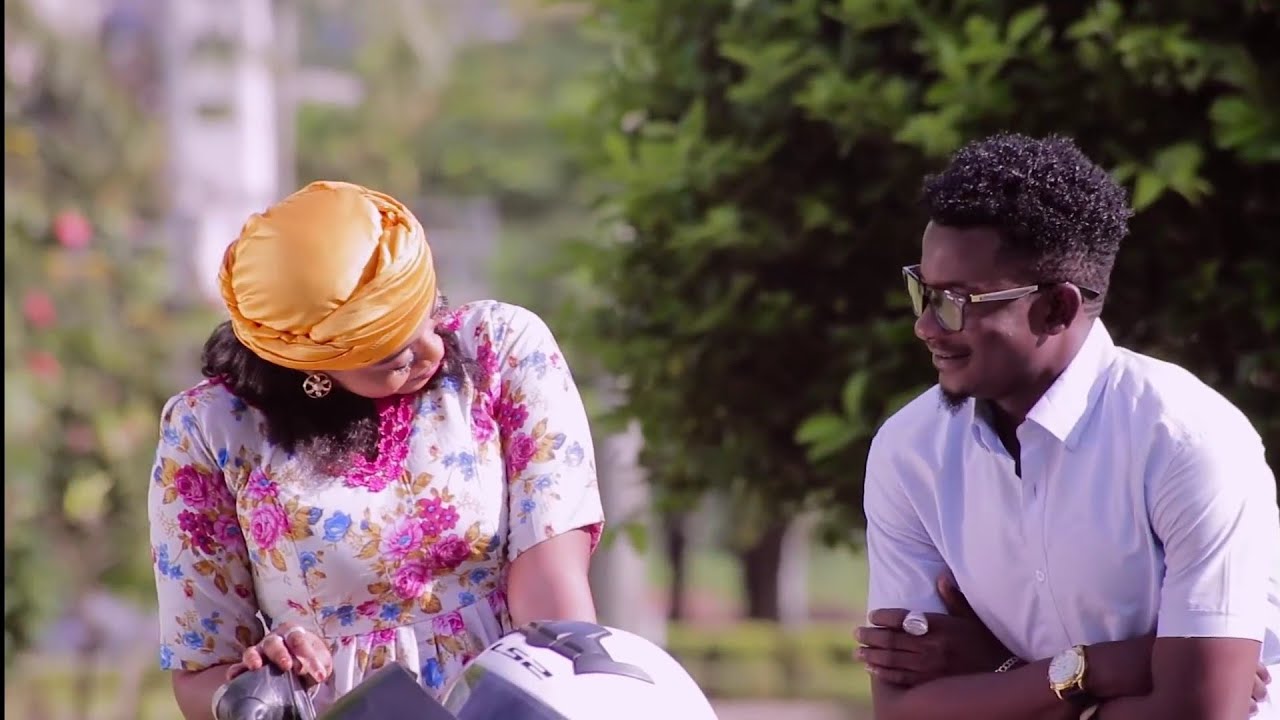 Sabuwar Wakar Hamisu Breaker 2020 - Mai Tafiya (Official HD Video)