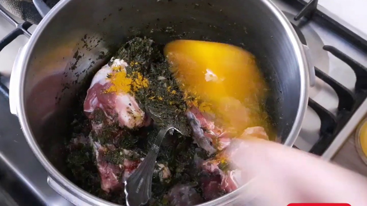 طرز تهیه قرمه سبزی لذیذ و اصیل ایرانی با کته ته دیگ دار با عمه کتی
