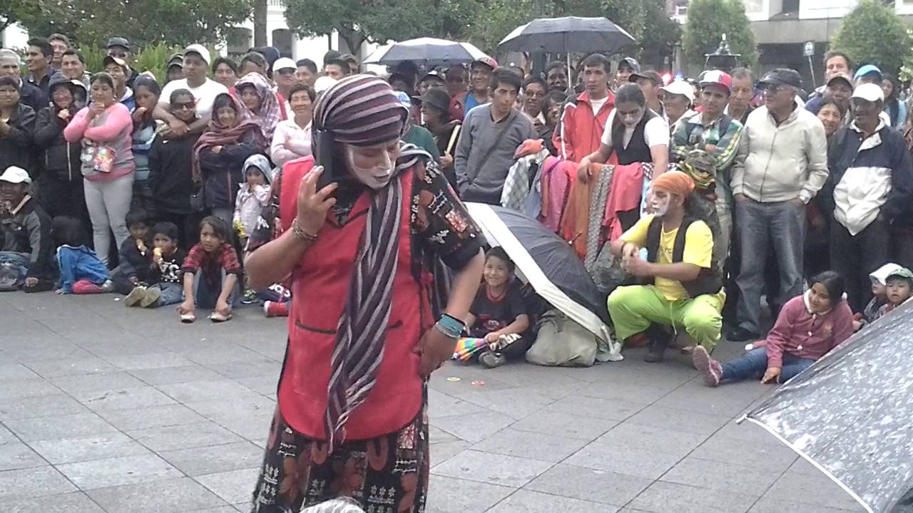 Metropolitano vs vendedora ambulantes