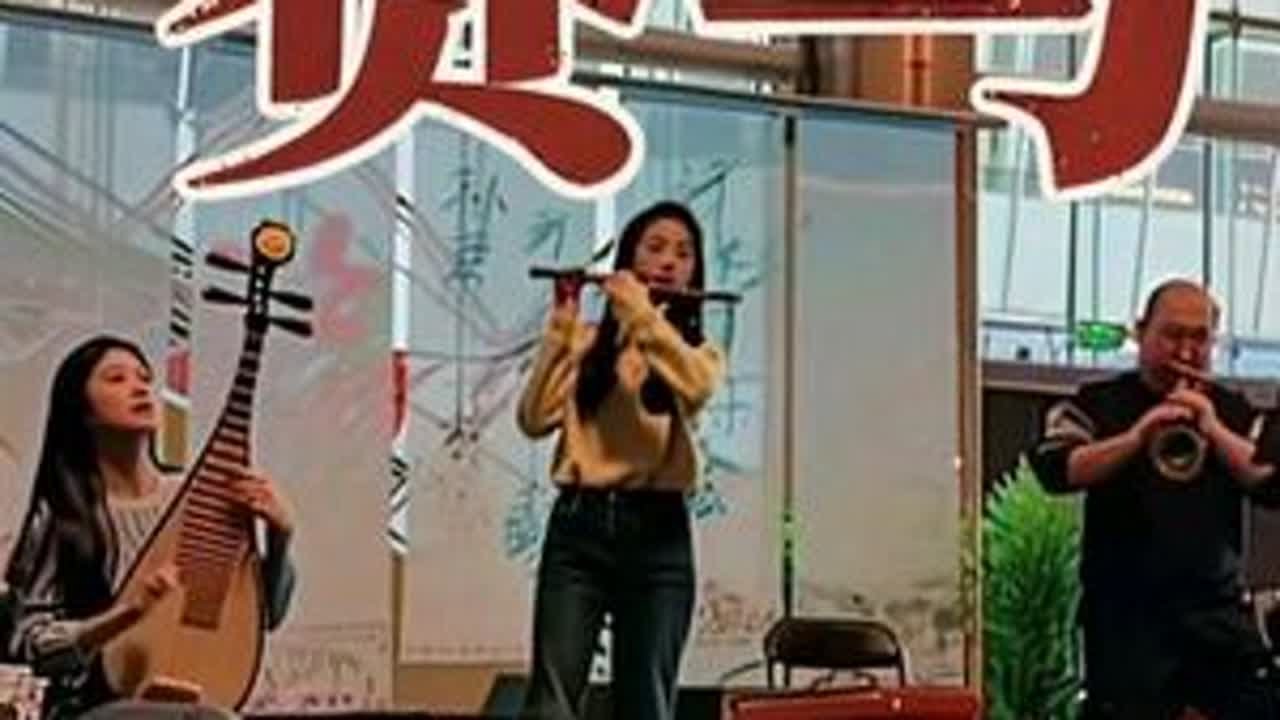 1月17日，通州区大运河博物馆，孙楚泊、罗懿和刘西站老师合作演奏的《赛马》，用最顶尖的技艺、最创新的编排，将中国传统民乐的“雅”与“俗”完美结合，在历史地标处奏响了新时代的“国乐强音”#孙楚泊 ...