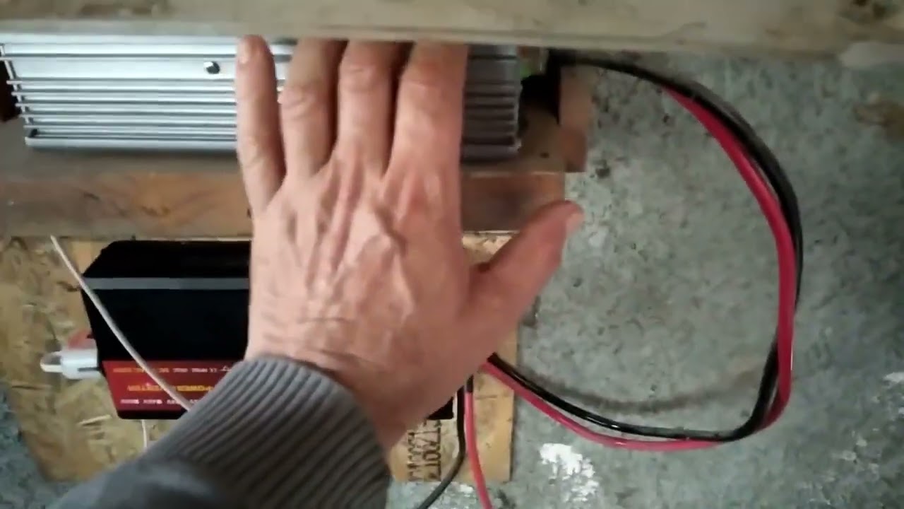 Despre invertor cu unda pura si unda  modificat  12V 220V