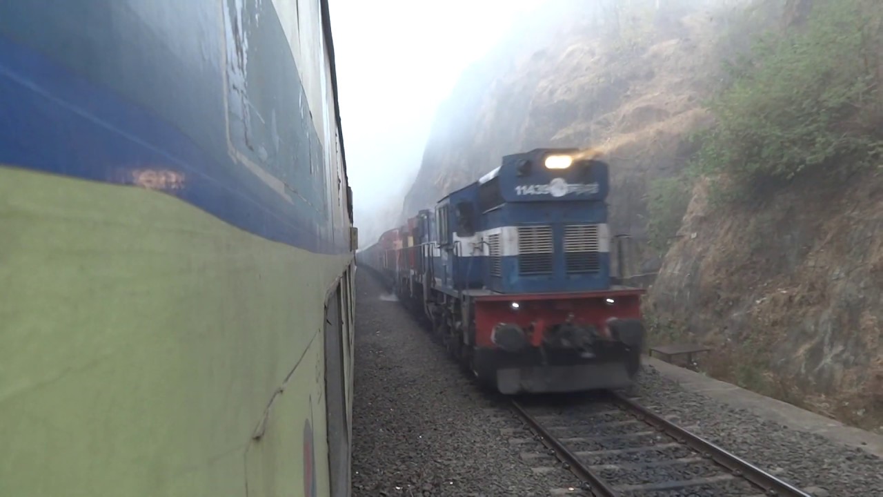 Honking Alco treat : Guntakal WDM3D's powered BCNHL Wagon at a heavenly Ukshi station