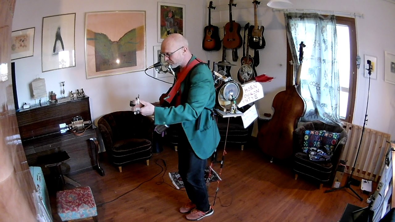 The Walking Finn Man Band: Proud Mary (John Fogerty)