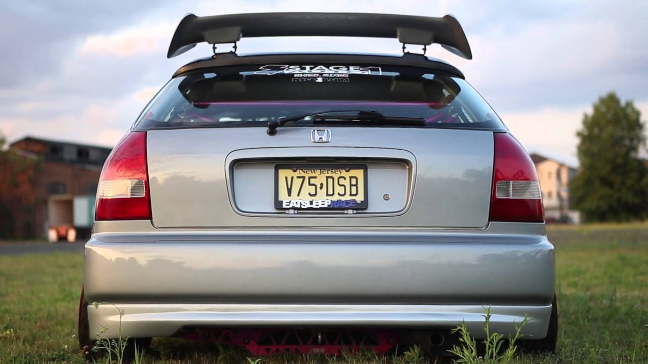 Zuanny's Ek Hatch on Klutch Wheels | MC Film Werks
