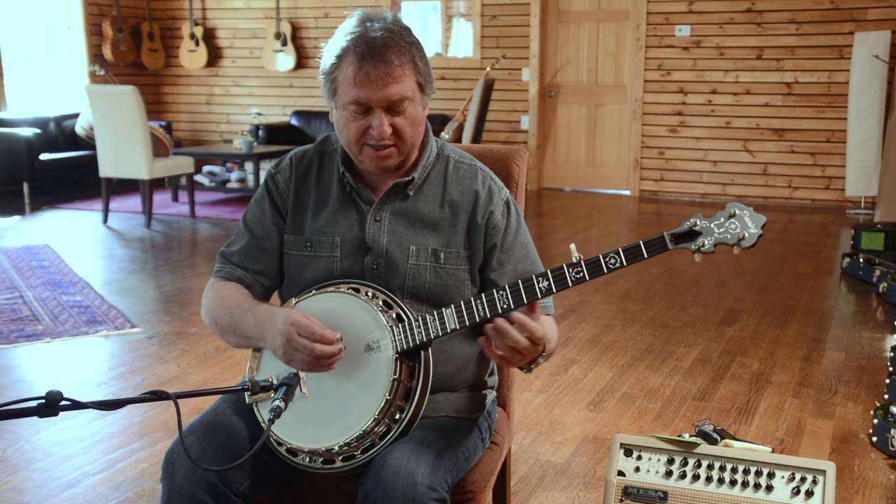 The Rustic Wreath with Jens Kruger | Deering Upperline Banjos