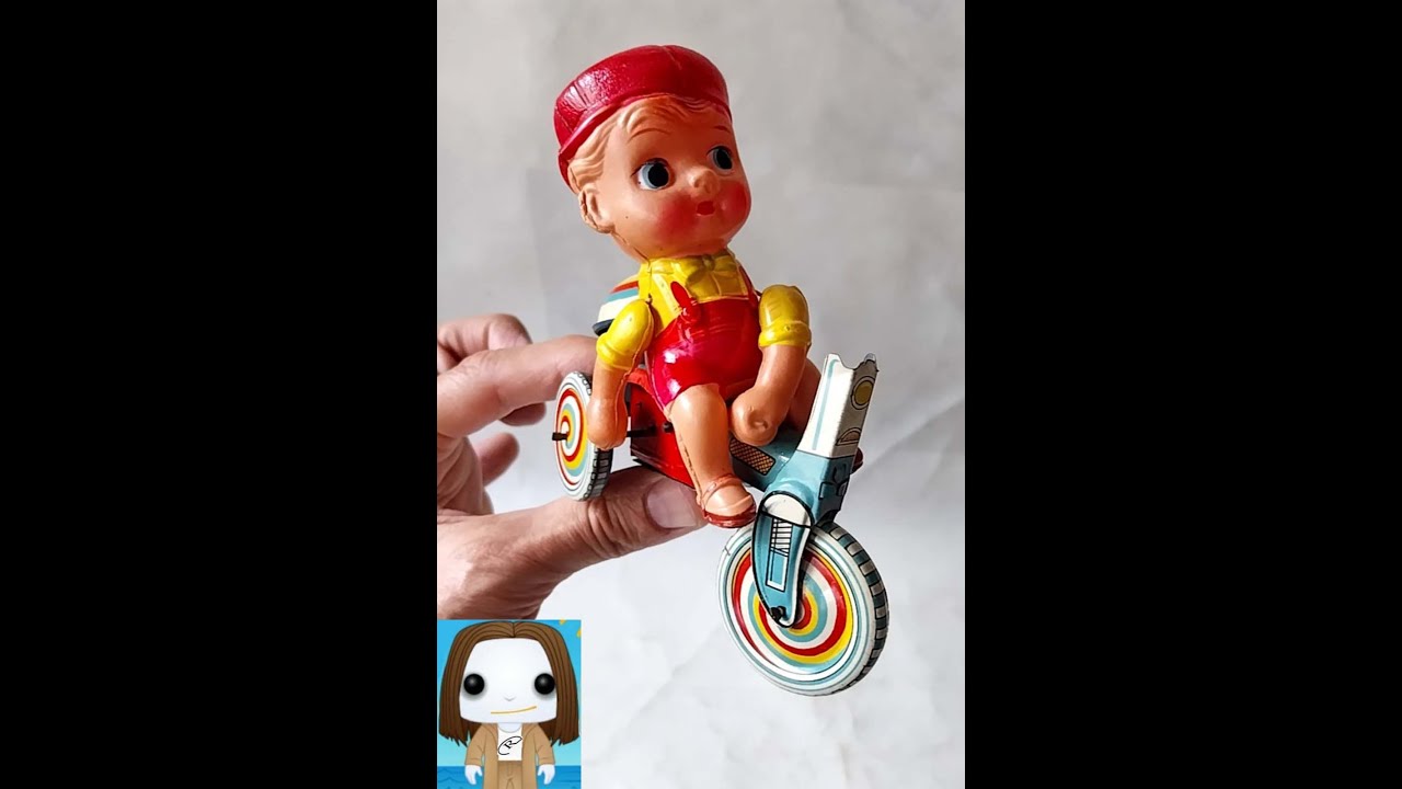 Brinquedo Miniatura Triciclo À Corda - Boys Tricycle