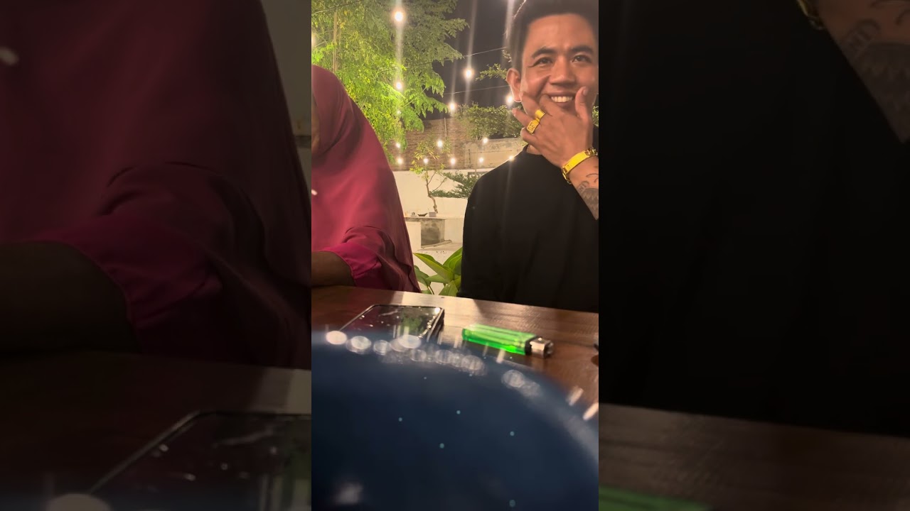 Jgn ganggu dia aq waras kata nek keles, dia ini kepunyaanku