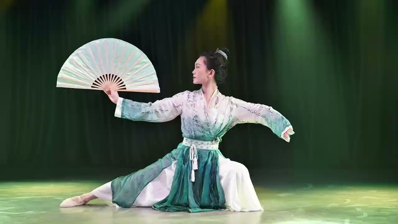 《Múa Quạt》| Chỉ phiến thư sinh | 纸扇书生 - by Kim Tuyến Mê Múa Cổ Trang