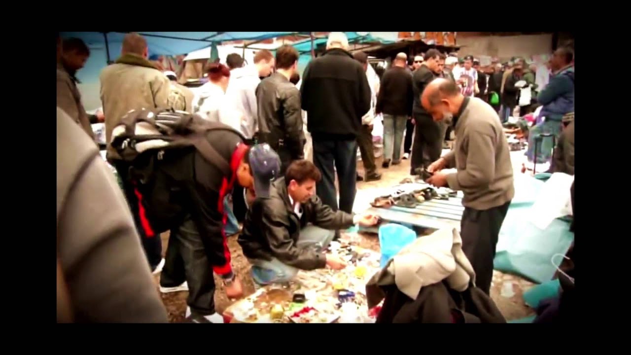 Assignment 2 - WB - Film Essay London_Brick Lane - The Costermonger