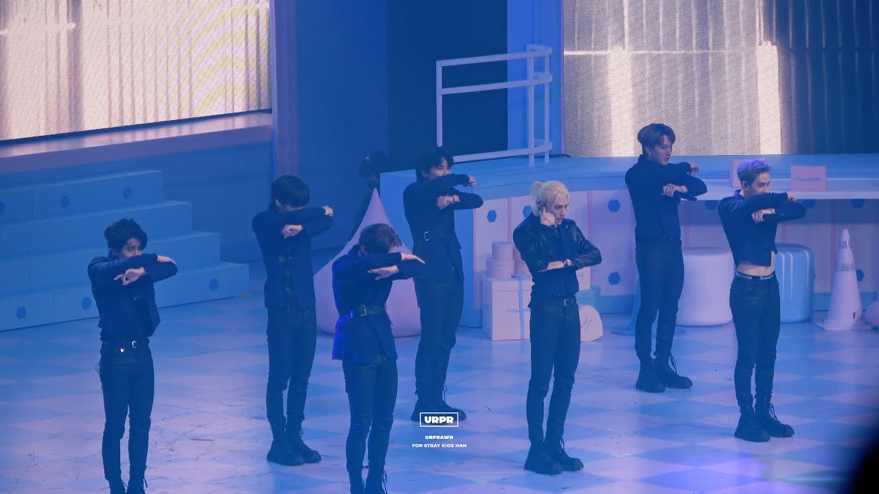 220212 스트레이키즈 Stray Kids - CALL ME BABY (cover)