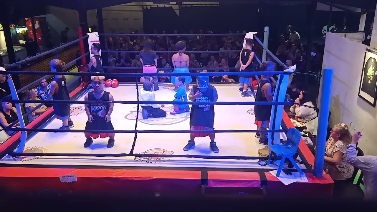 "Midgets Fun Boxing Bali" Yoci Organisasi