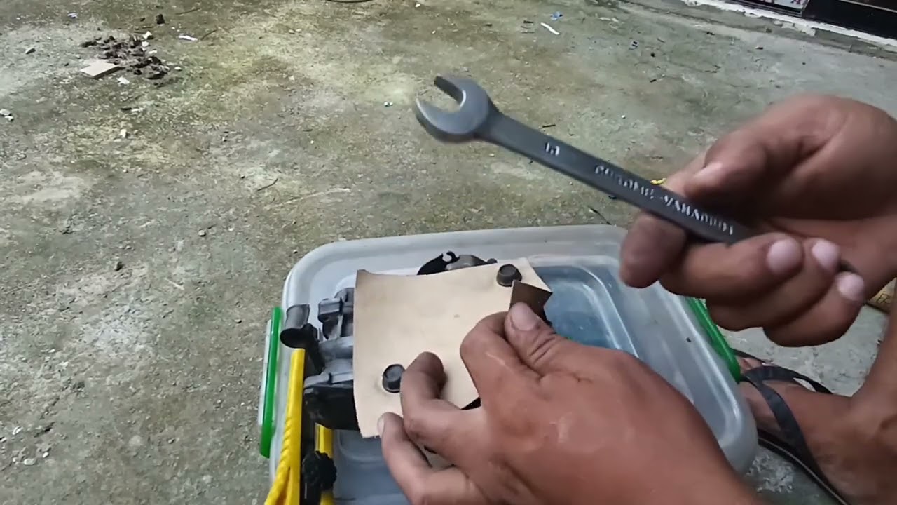Paano Gumawa Ng Gasket Sa Throttle Body, Gamit Fiberflex | Easy D I Y Gasket Fabrication