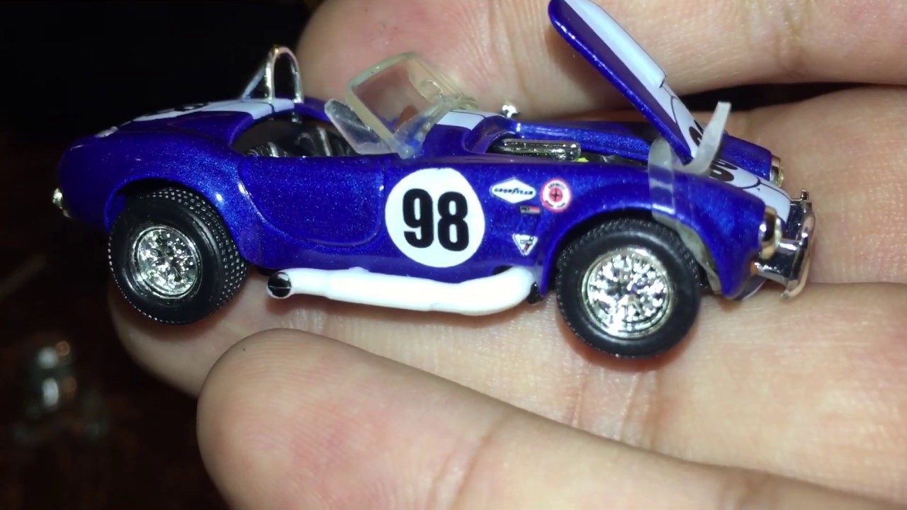 HOT WHEELS: 100% SHELBY COBRA SET
