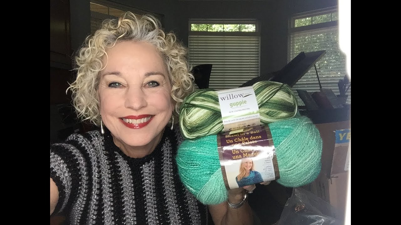 4 Giveaway Winners! Holiday Side to Side Top! |On The Hook Crochet