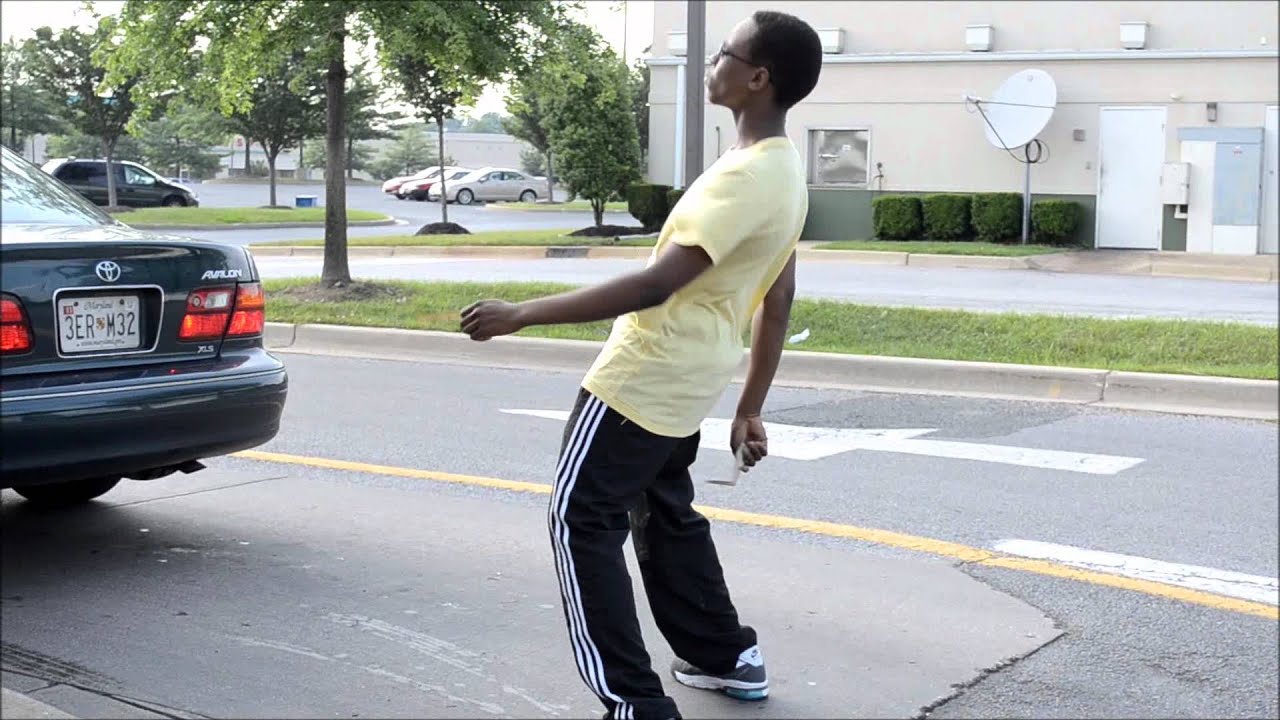Moving like Bernie[Blazian Production] [HD]