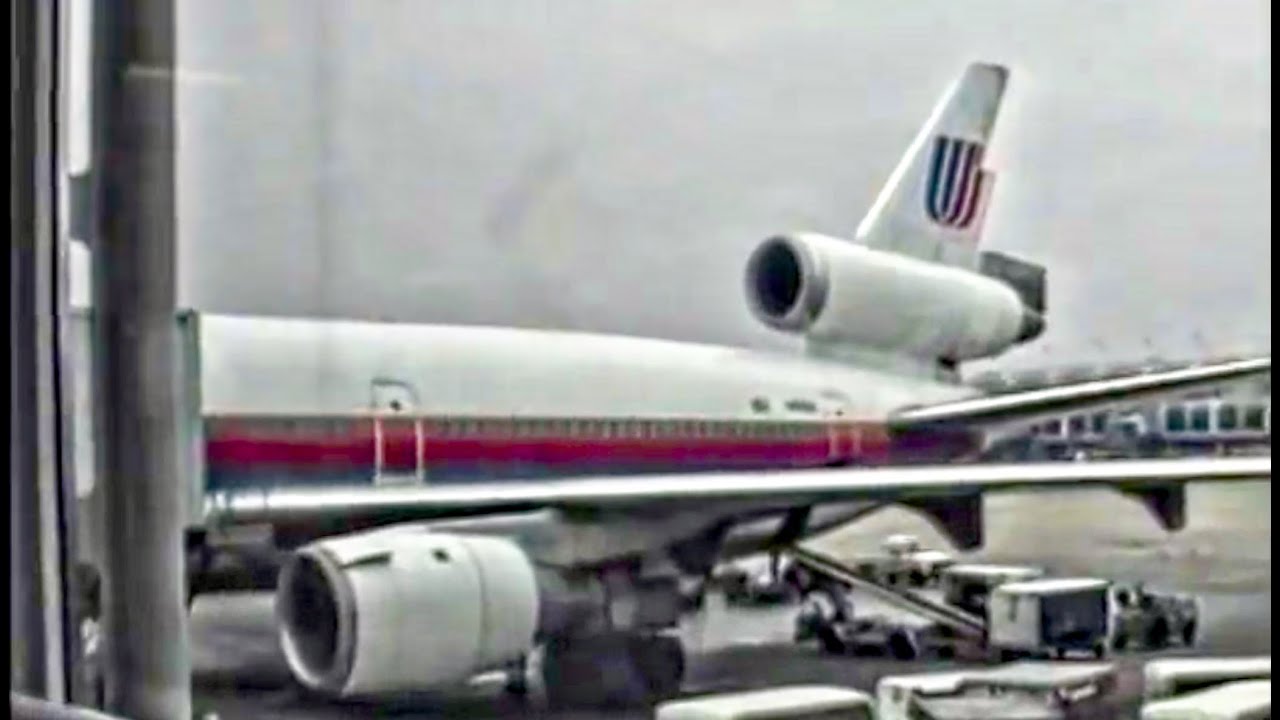 United Airlines DC-10 / San Francisco to Chicago O'Hare