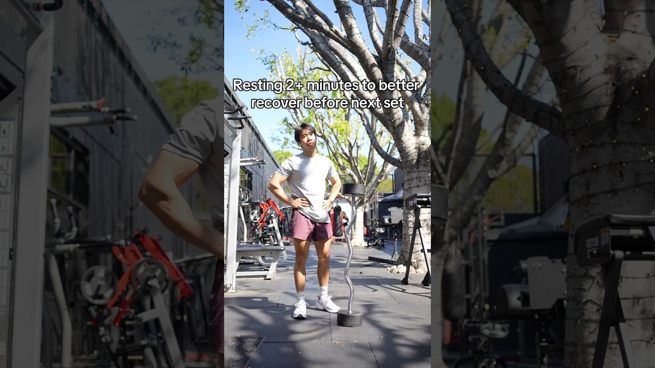 How long should you rest in between sets? (To Maximize Muscle Growth)