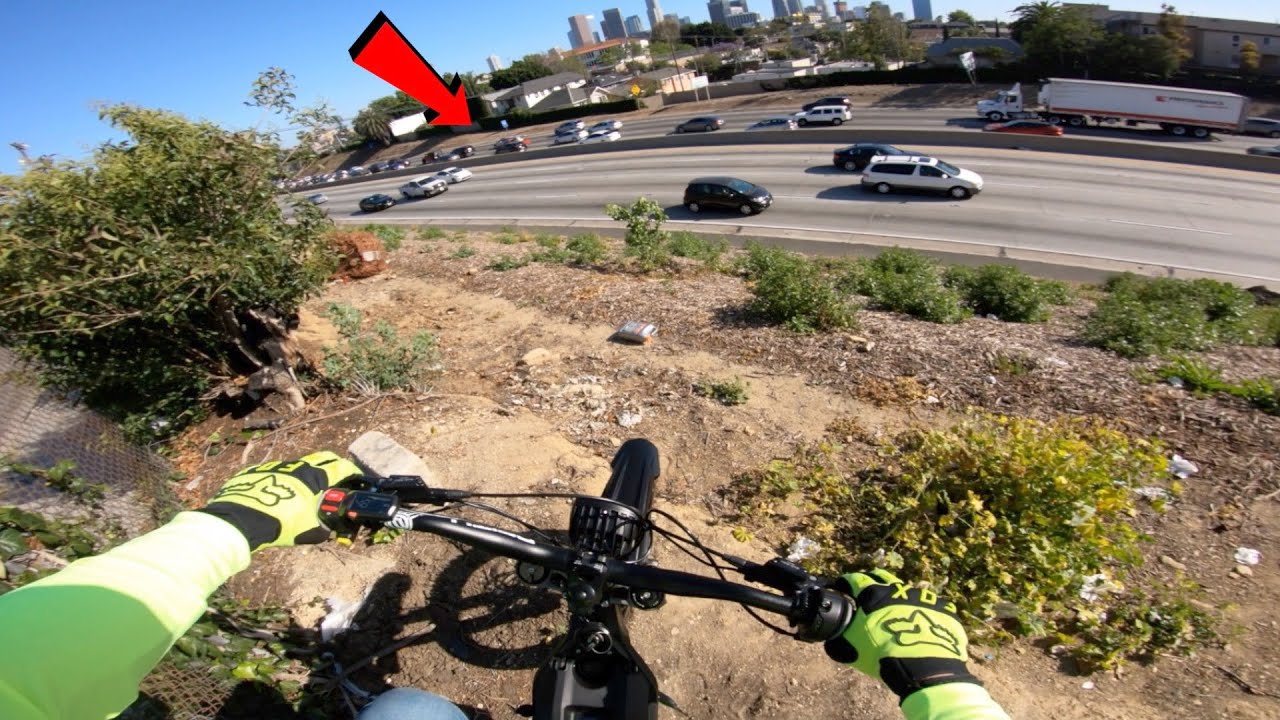 SUR RON ELECTRIC DIRT BIKE FREERIDE EXPLORING IN DOWNTOWN LA!