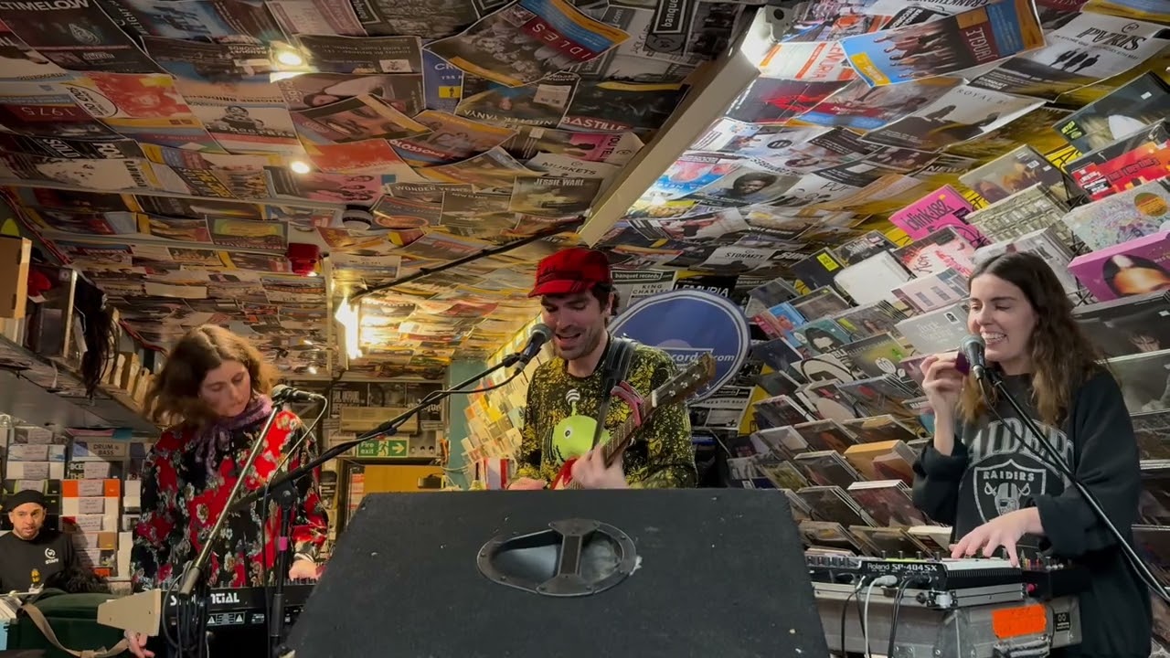 Voka Gentle - Cheddar Man, Live at Banquet Records