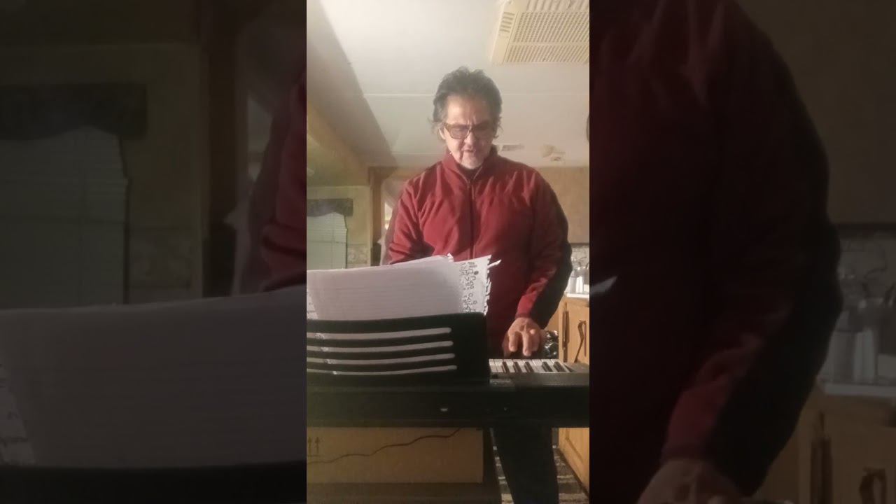 Beginner keyboard Practice. Stay with Me