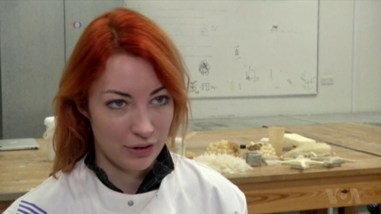 British Start-up Converts Feathers Into Useful Bio-degradable Material