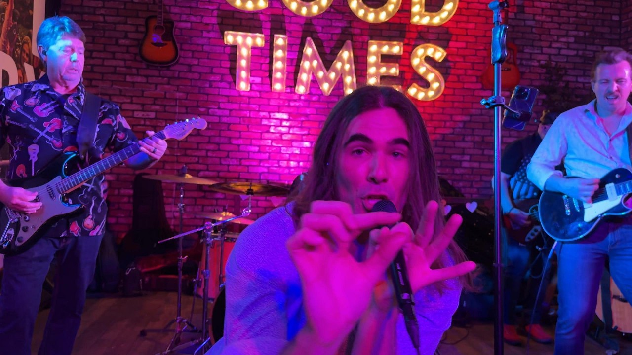 Mr. Brownstone (Live) - Guns N' Roses Cover by the Erick Tyler Project