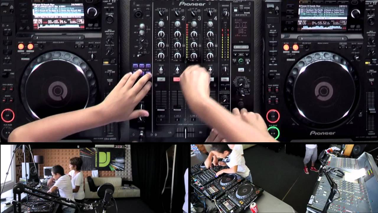The HouseBros - DJsounds Show 2012