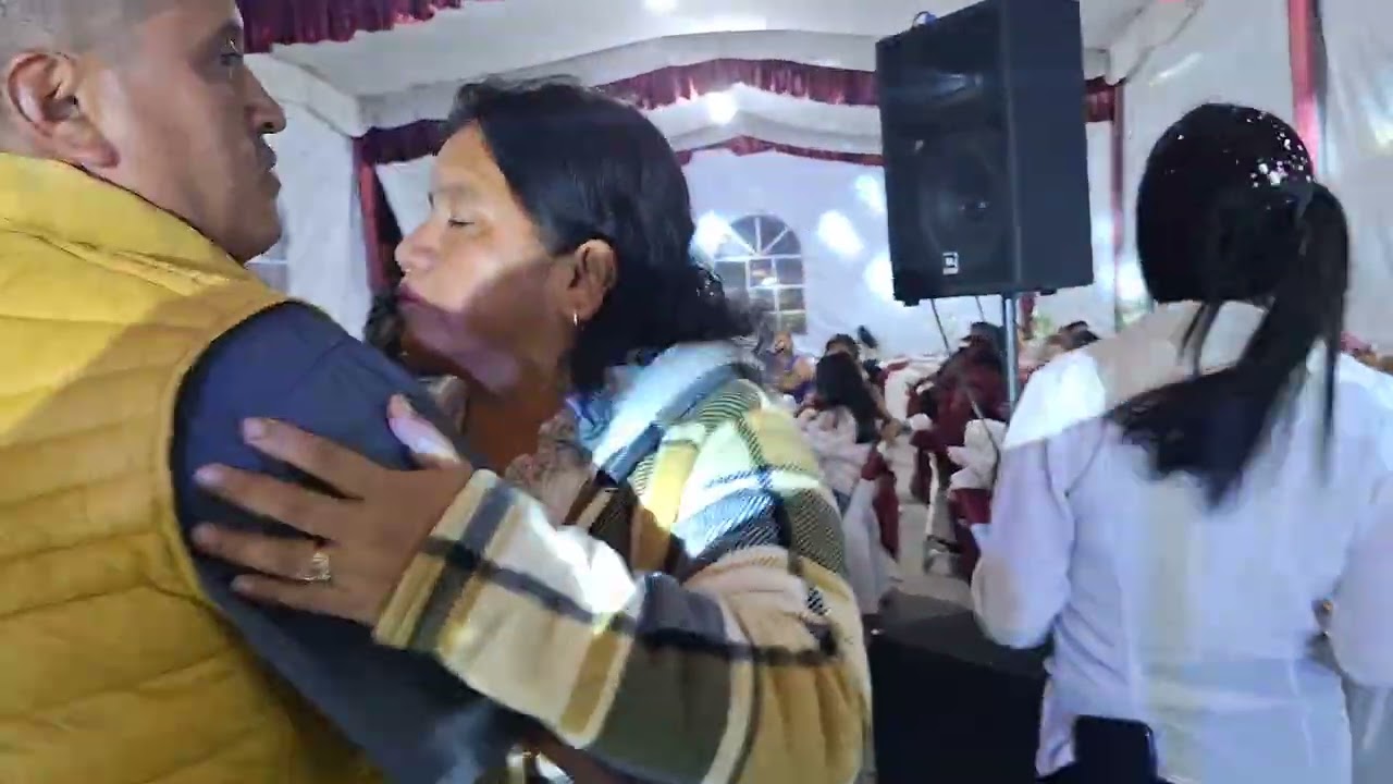En una boda en Valle de Chalco en la Cuidad de México 
