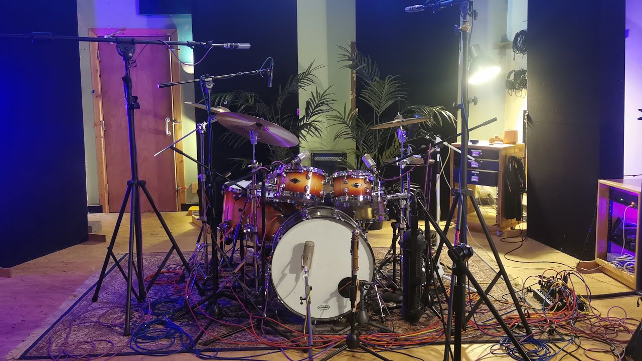 Sounds Like Emma Records Drums With 24 Mics