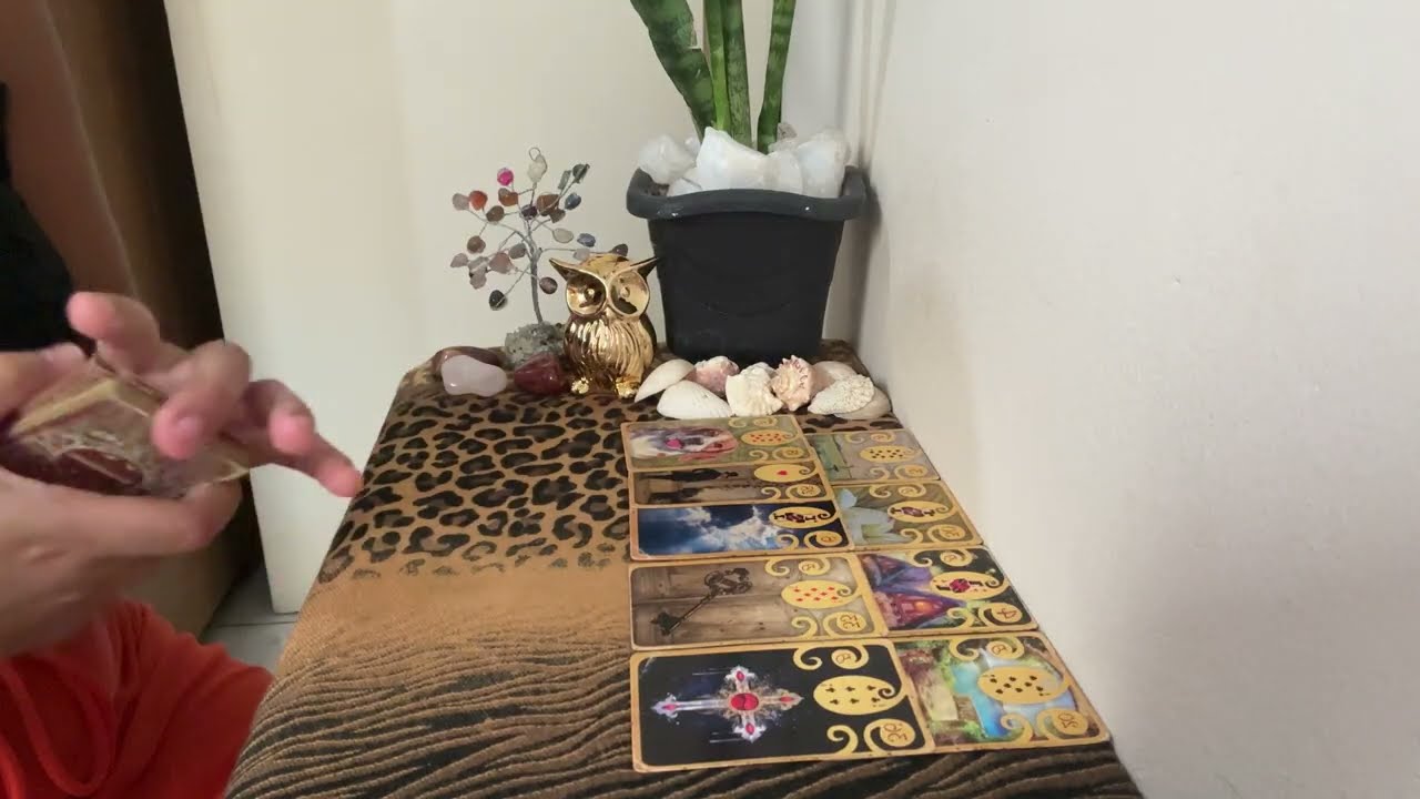 CAPRICÓRNIO♑ELE ESTÁ PRESO EM VC E CONFUSO⚡ MAS TEM SENTIMENTO😱VAI TE PROCURAR QUER TE VÊ SE ABRIR❤️