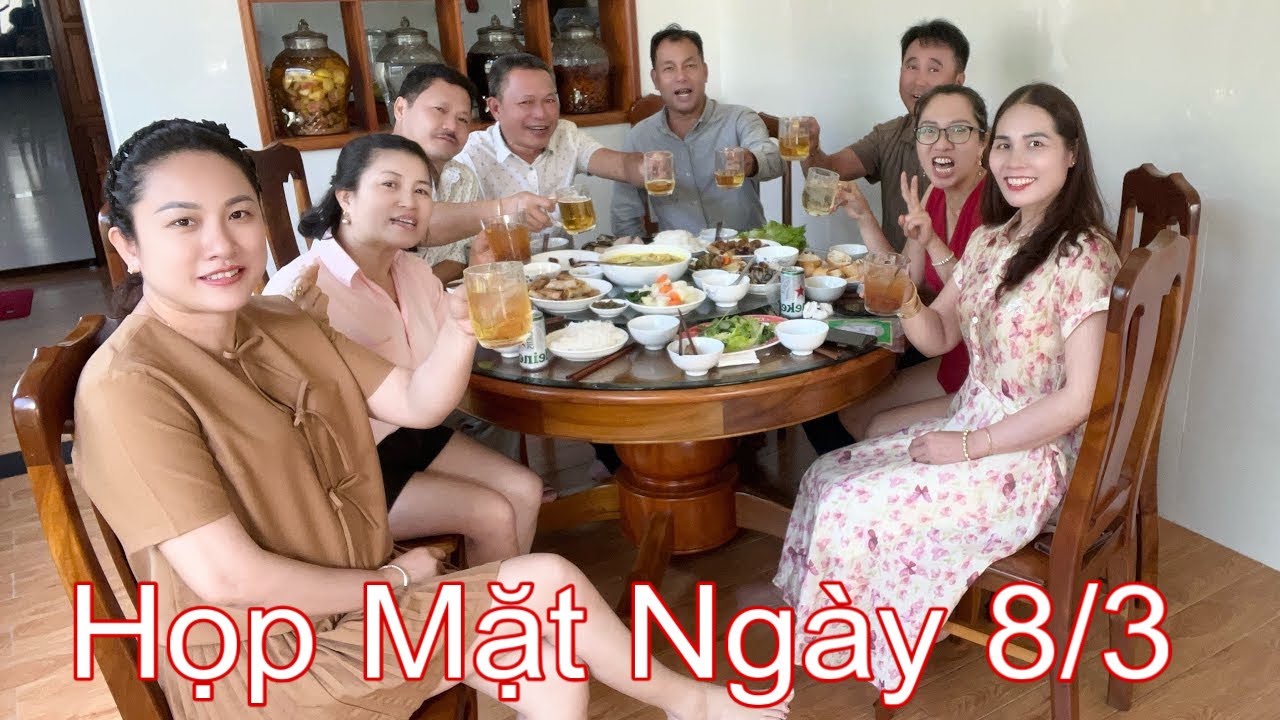 Ngày 8 Tháng 3 - 2026 Họp Mặt Các Chị Em . Nấu Cari Gà , Thịt Nướng