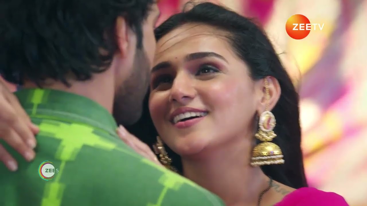 Jagriti - Ek Nayi Subah | Jagriti creates chaos as she gets drunk.