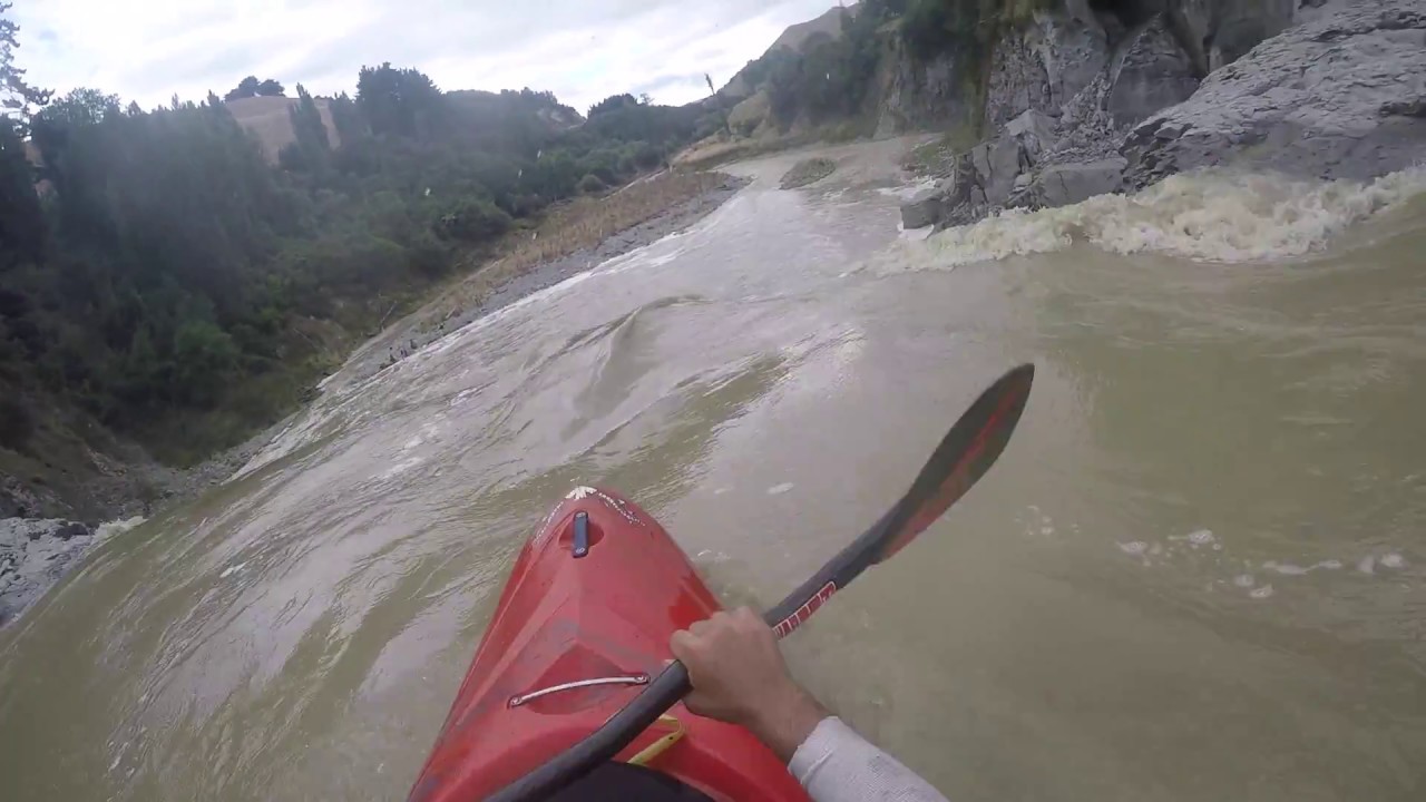 NewZealand summer kayaking