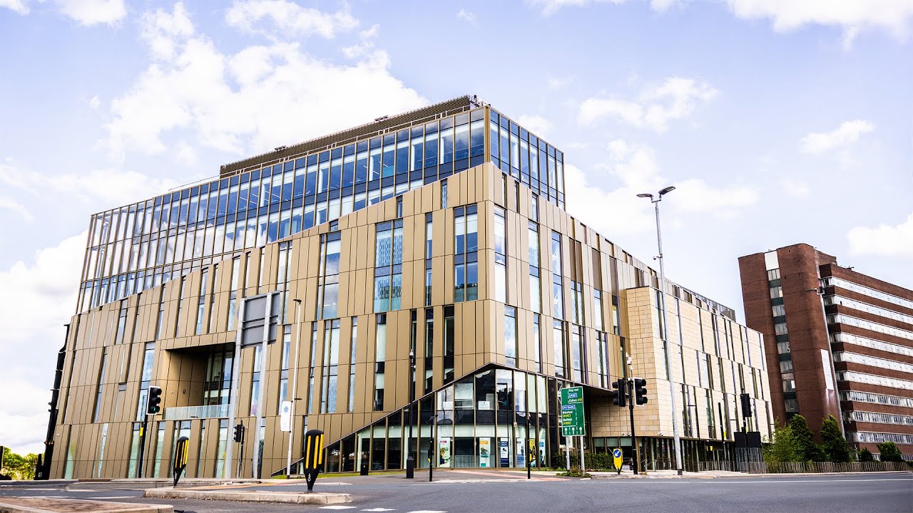 A Tour of the Daphne Steele Building