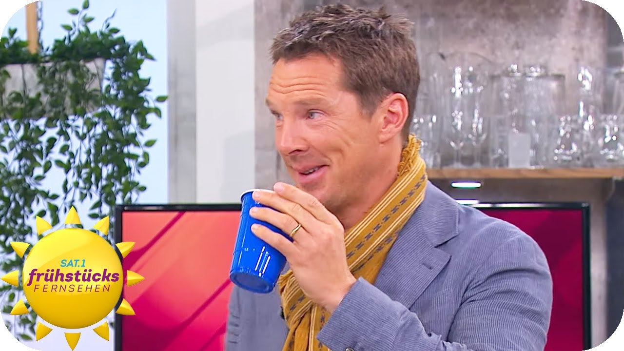 Bierpong mit Benedict Cumberbatch & Elizabeth Olsen | SAT.1 Frühstücksfernsehen