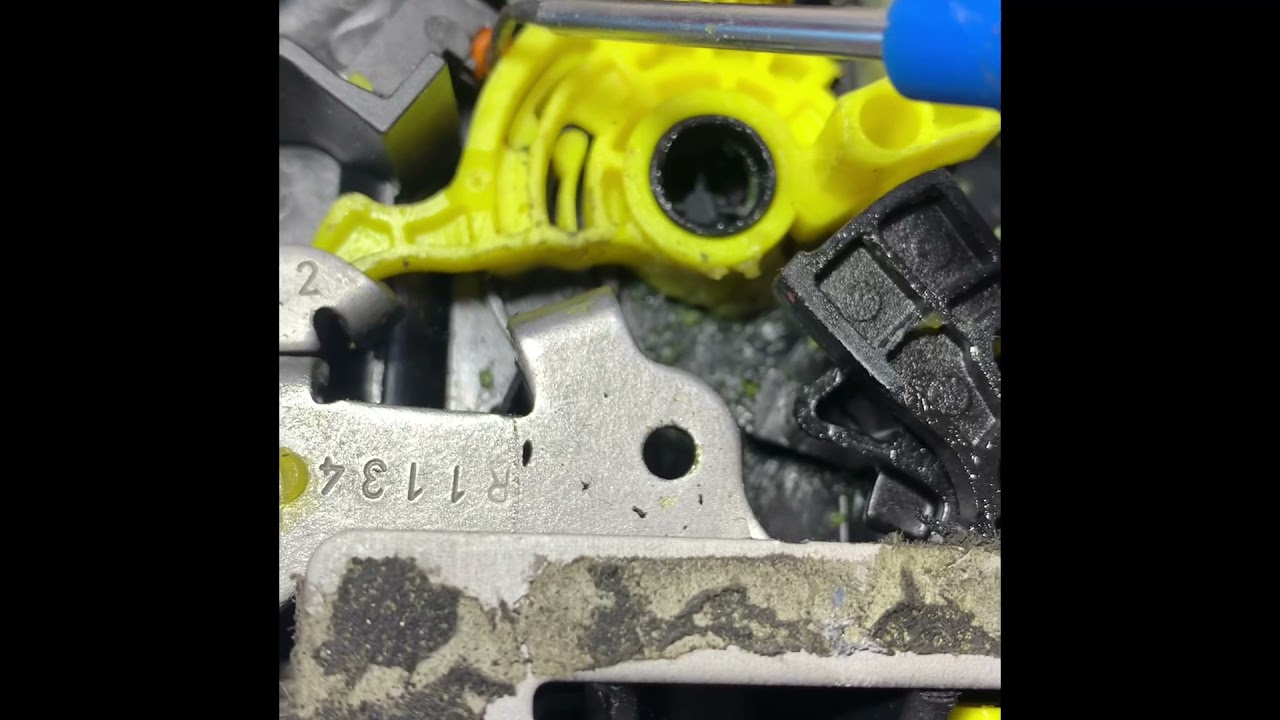 Opel Meriva B - Probleme mit der Zentralverriegelung, Lauter Piepton ! Woran liegt es ???