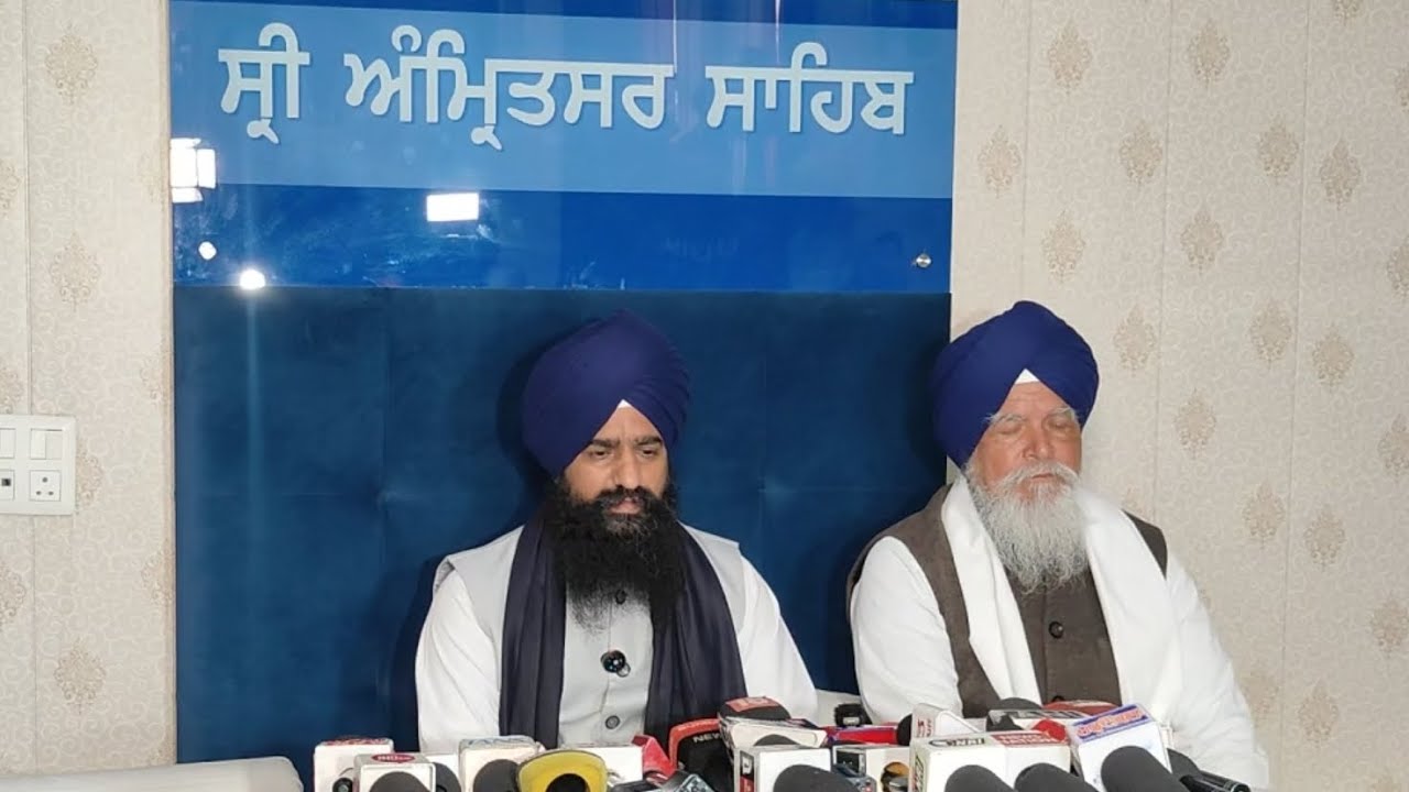 ਐਸਆਈਟੀ 'ਚ ਕੇਵਲ ਅਮ੍ਰਿਤਧਾਰੀ ਸਿੱਖ ਅਫ਼ਸਰ ਸ਼ਾਮਲ ਕਰਨ ਦੇ ਹੁਕਮ - 328 ਸਰੂਪ ਮਾਮਲਾ