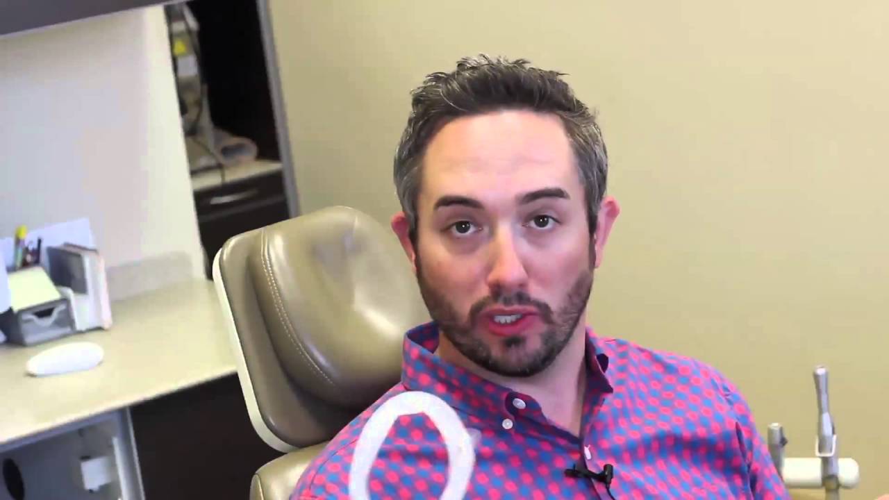 Dr. Austin demos the OptraGate lip and cheek retractor from Ivoclar Vivadent