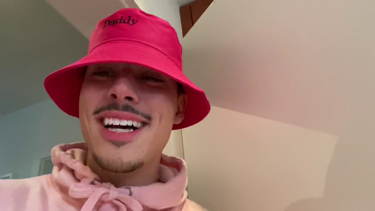 Un réveille comme il faut pour ma sœur et ma cousine (Prank 1)