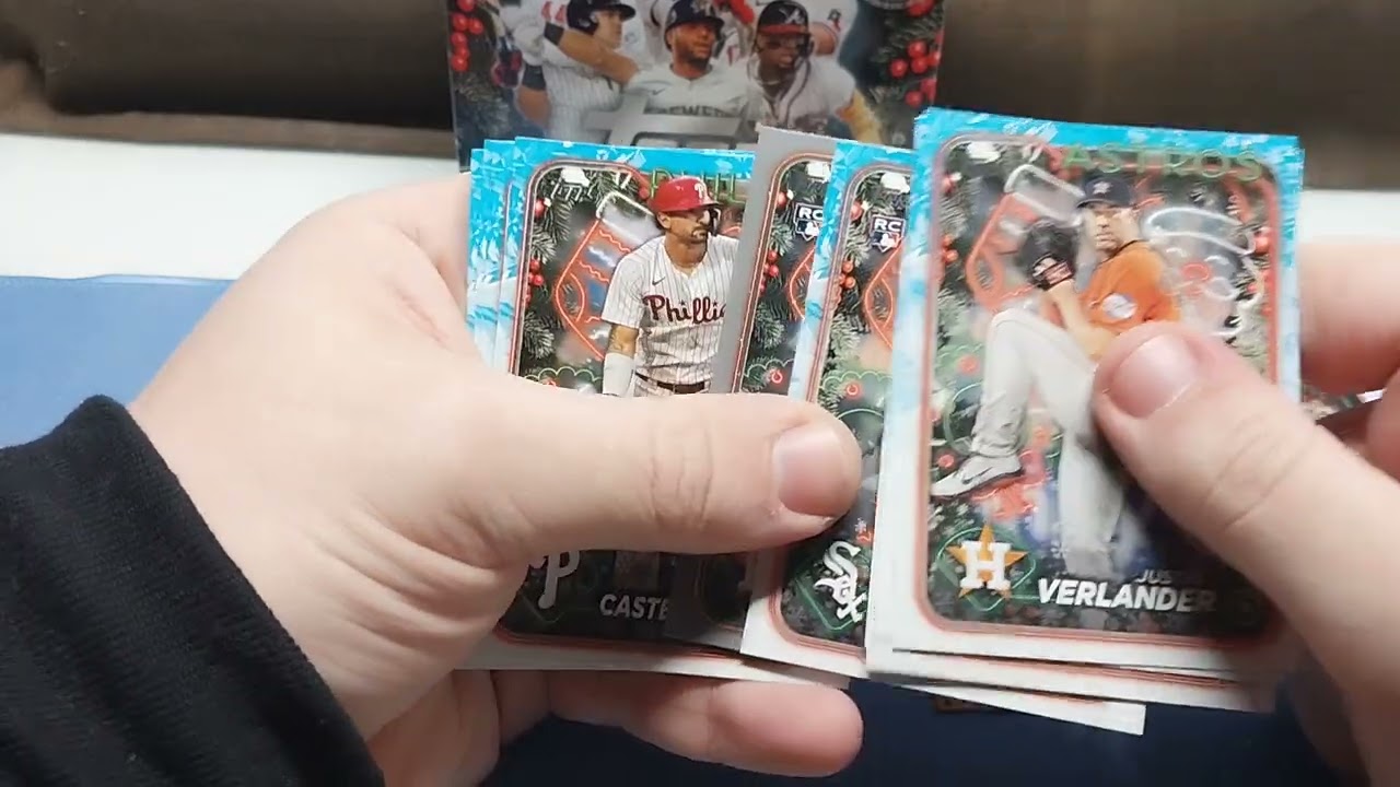 2024 Topps Holiday Baseball Mega Box