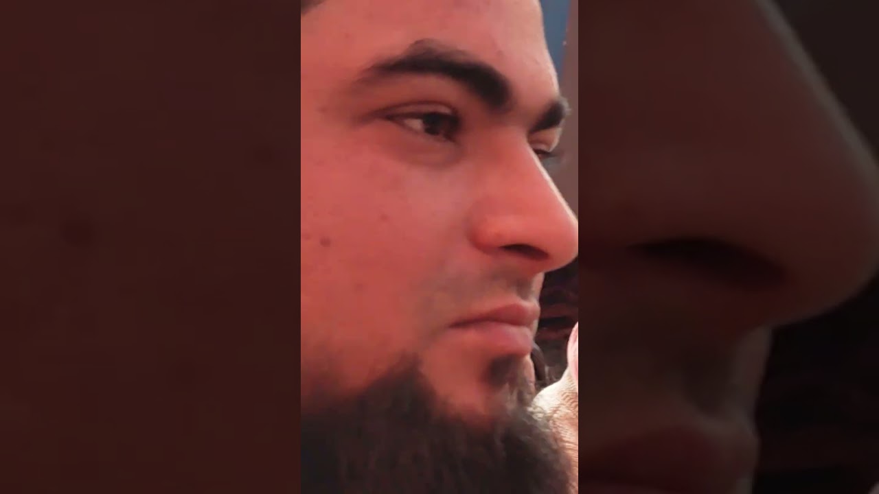 طالب علم محمد شاہد سلمہ نعتیہ کلام پیش کرتے ہوئے مدرسہ فیض المختار ڈاک بنگلہ ارریہ 