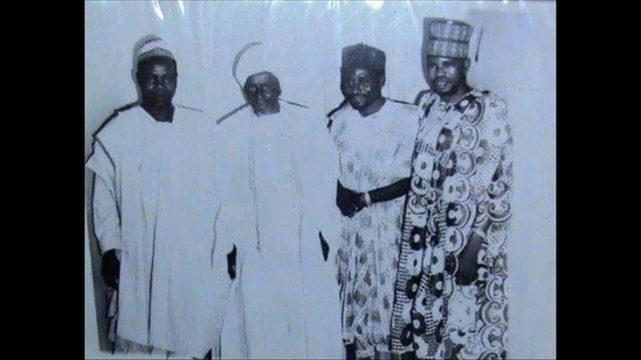 BAYE NIASS - Histoirou Seydi Cheikh Alioune Cissé {R.A} Ak Baye Niass