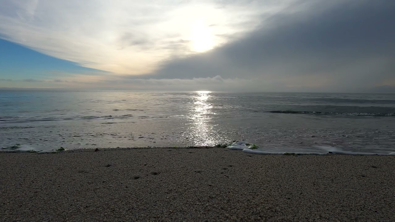 Ocean Sounds - Relaxing Waves - Pentewan Beach, Cornwall 4K